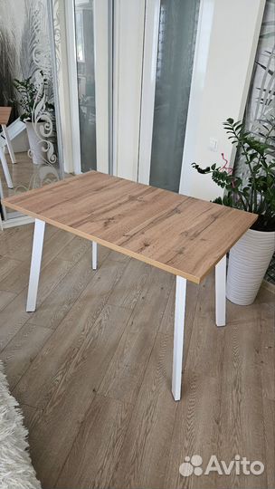 Кухонный стол нераскладной