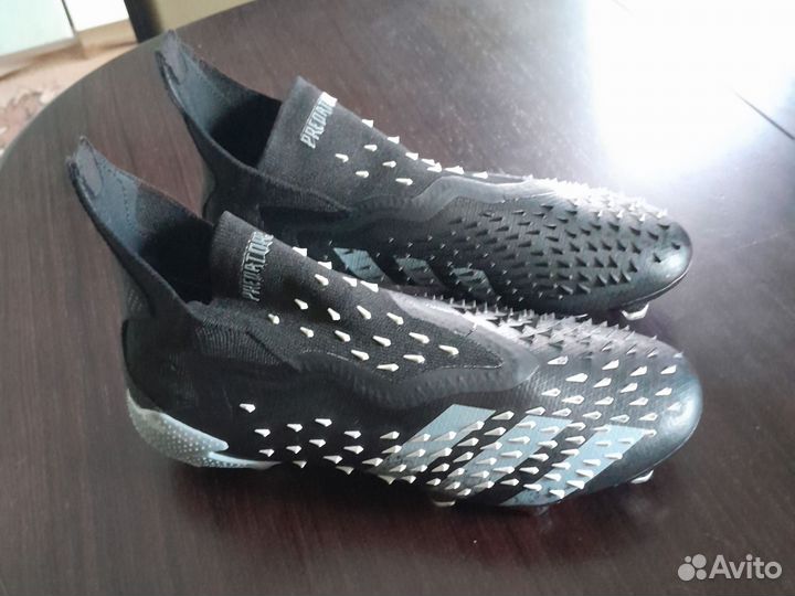 Adidas predator