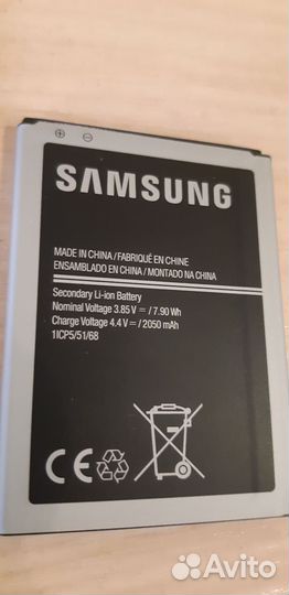 Телефон Samsung galaxy j1