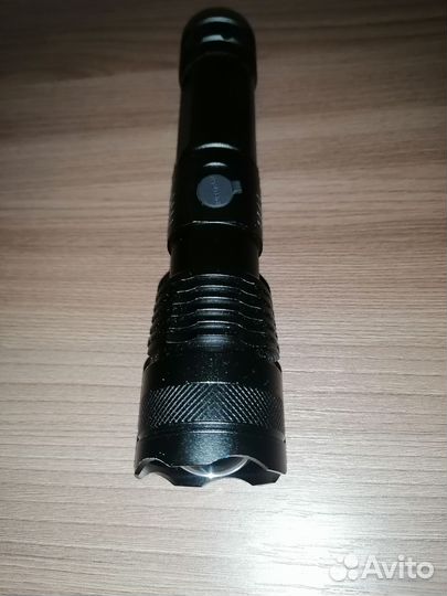 Фонарик светодиодный аккумуляторный