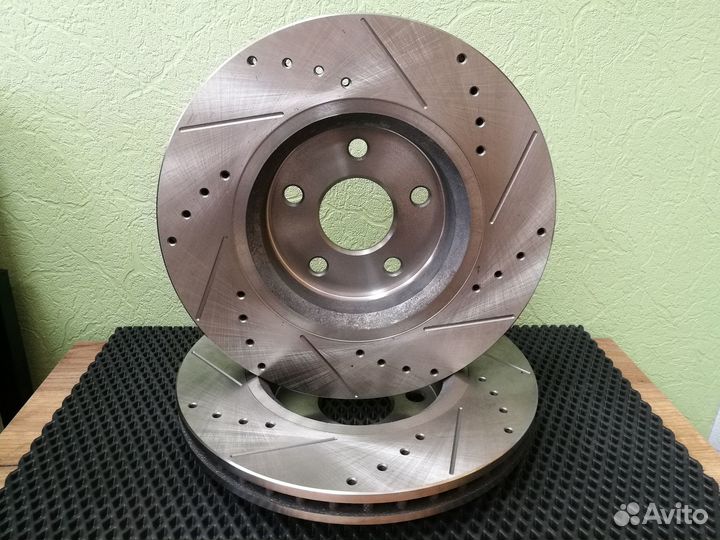 Тормозной диск Jeep Grand Cherokee WK2 Передний