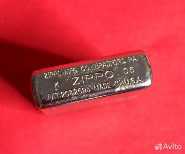 Зажигалка бензиновая zippo