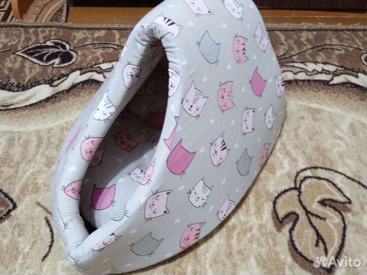 Домик для кошек и собак