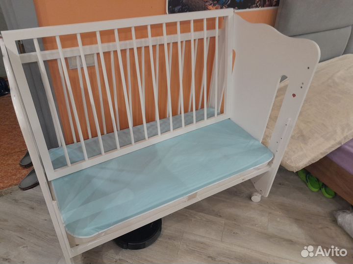 Детская кроватка chicco