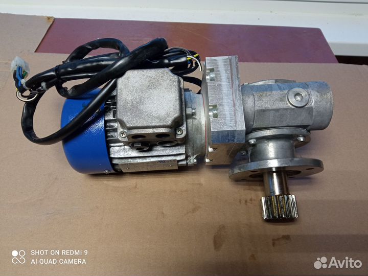 Компрессор холодильный Tecumseh AE 2410 Y-FZ1A