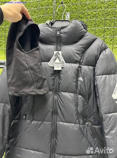 Пуховик Palace с балаклавой: комфорт и стиль