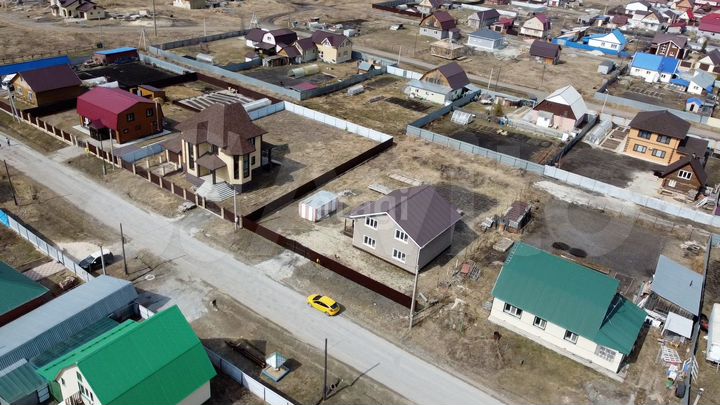 Коттедж 176 м² на участке 13,5 сот.