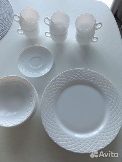 Набор столовой посуды на 6 персон