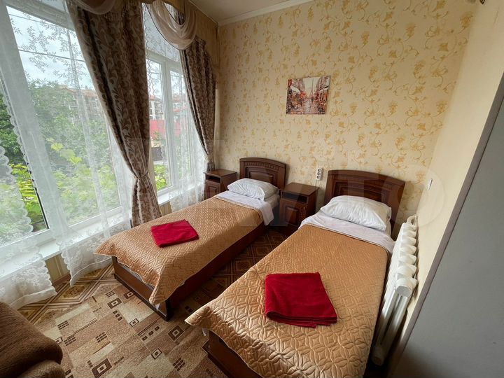 Комната 45 м² в 1-к., 2/4 эт.