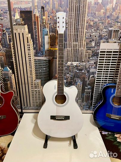 Гитара новая