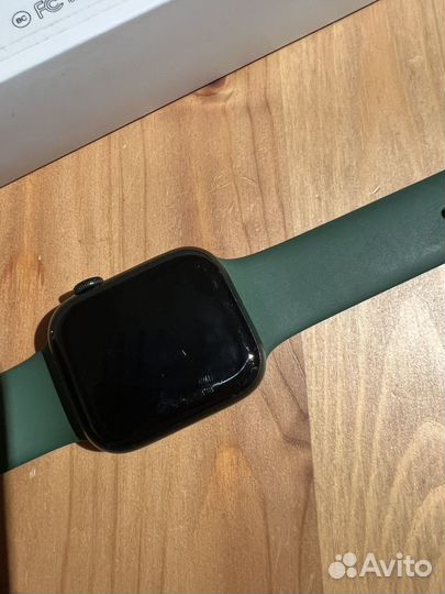 Часы apple watch 7 45 mm green