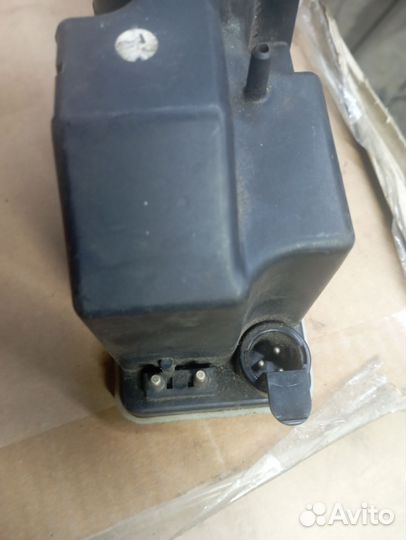 Компрессор центрального замка mercedes w124