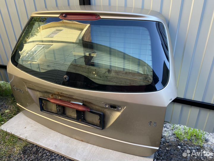 Крышка багажника Ford Focus 1 универсал