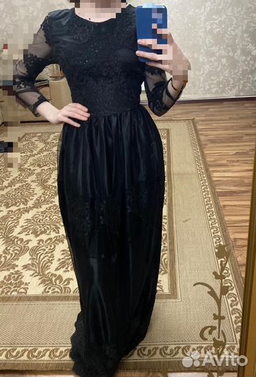 Вечернее платье