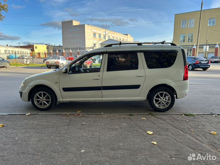 LADA Largus 1.6 МТ, 2013, 233 100 км