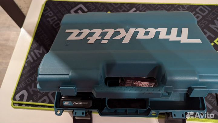 Аккумуляторная дрель-шуруповерт Makita DF333D