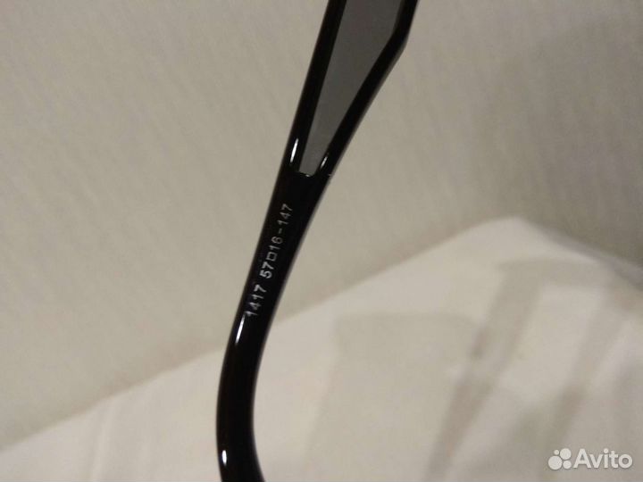 Очки брендовые Италия разные