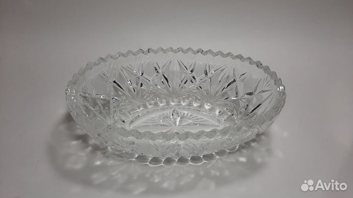 Хрустальная ваза