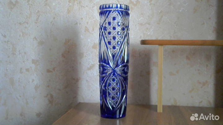 Хрустальная ваза