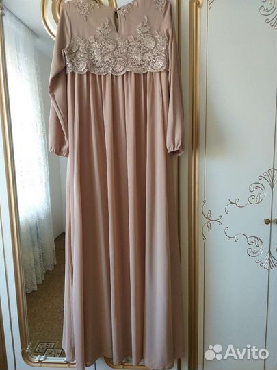 Вечернее платье