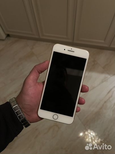 iPhone 8 Plus, 128 ГБ