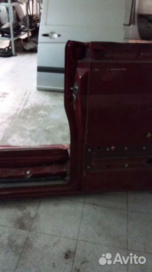 Борт крыло заднее левое Мерседнс спринтер 906