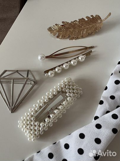 Заколки для волос (цена за всё вместе)