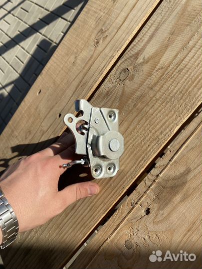 Водительский замок двери ваз 2107