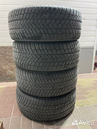 Vredestein Wintrac 245/45 R19