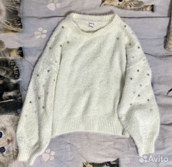 Свитер белый ostin