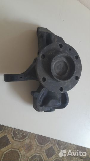 Поворотный кулак на Mercedes Sprinter 906