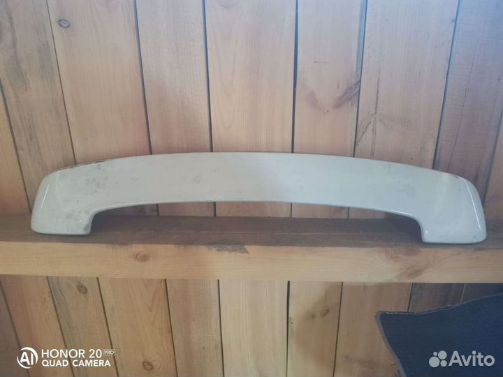 Спойлер задней двери ниссан куб