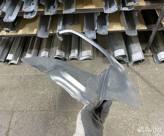 Арка левая VW Sharan, Ford Galaxy 2000-2010 (Klokkerholm)