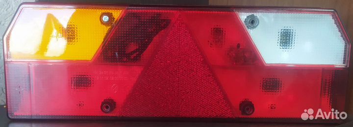 Фонарь задний 