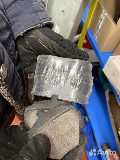 Тормозные колодки задние SFP500180 LandRover