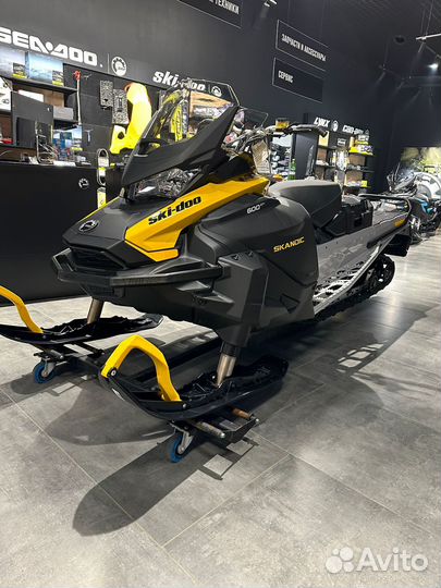 Снегоход BRP Ski-Doo skandic sport 600 EFI 2024