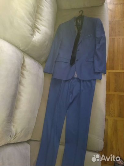 Костюм
