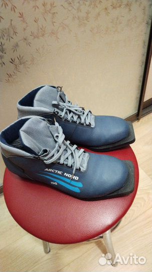 Лыжные ботинки