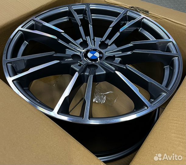 Диски для BMW бмв 7 сериии G11 R18