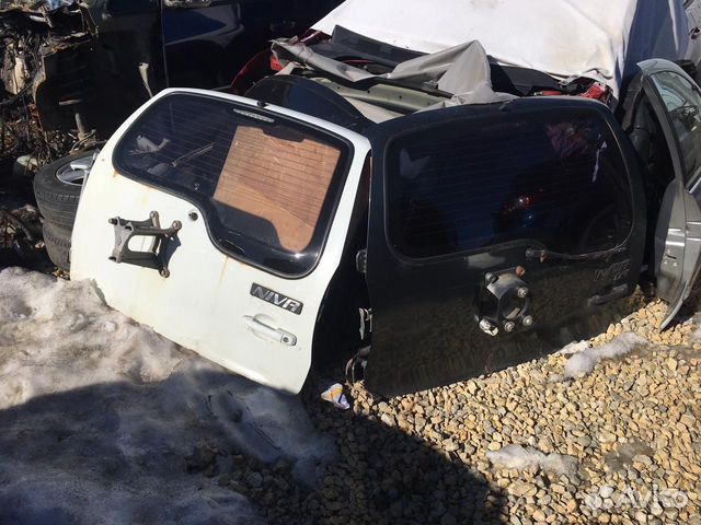 Niva chevrolet крышка багажника