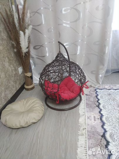 Лежак качеля для животных из Ротанга