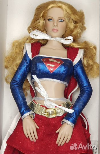 Кукла Tonner supergirl - коллекция DC Stars