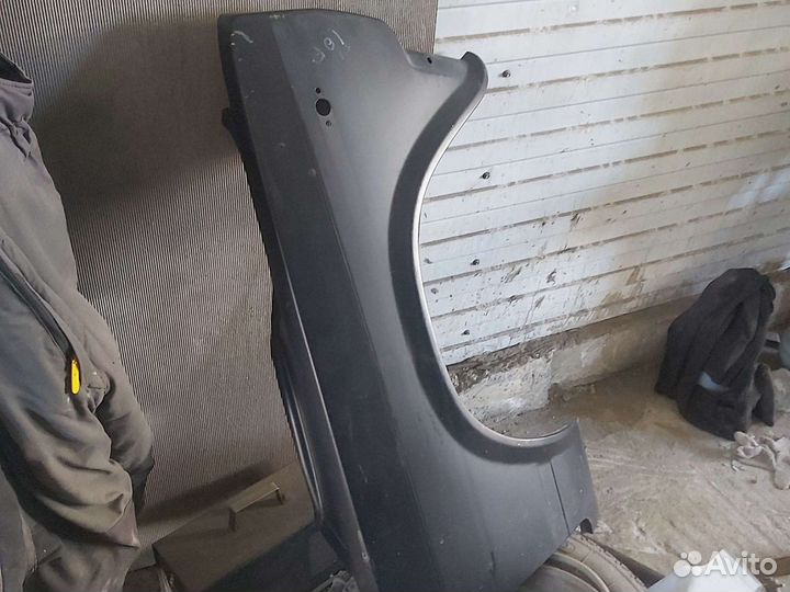 Крыло переднее 2107 правое