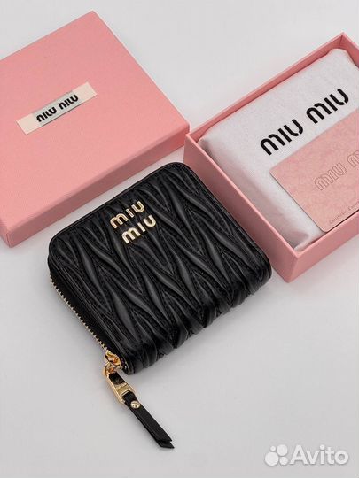 Кошелёк и картхолдер MIU MIU женские