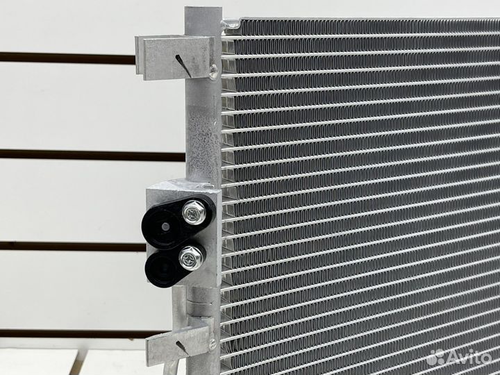 Радиатор кондиционера Kia sportage 4