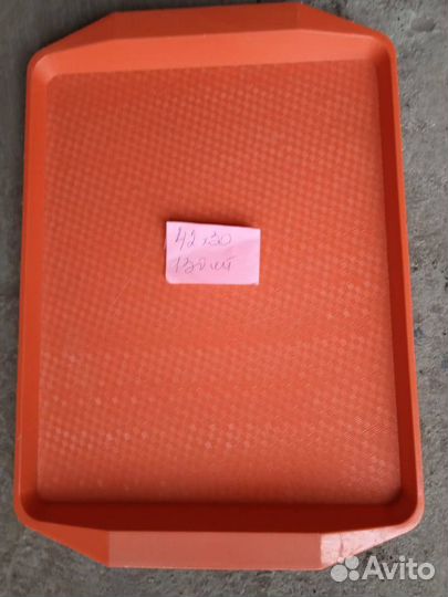 Подносы пластиковые