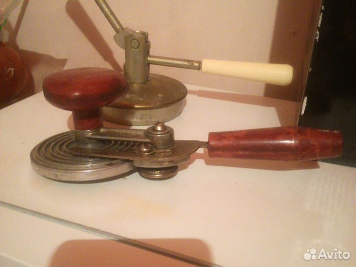 Ручная закаточная машинка СССР