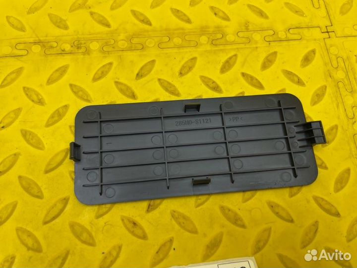 Накладка Mitsubishi Outlander GF0W 4B11 CB8765