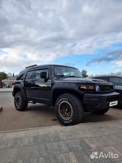 Toyota FJ Cruiser 4.0 AT, 2007, 214 000 км