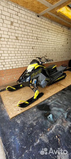 Polaris Khaos RMK 850